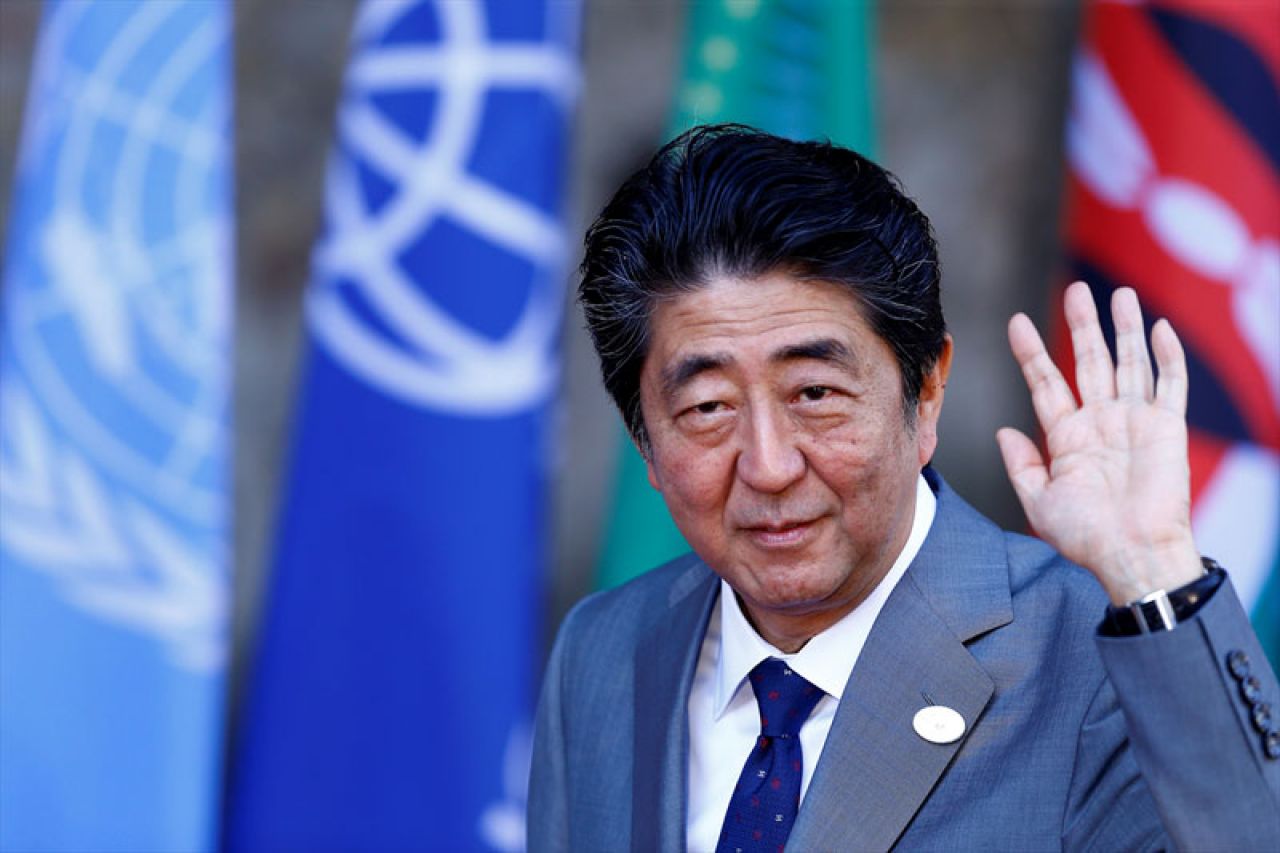 Premijer Japana raspustio parlament