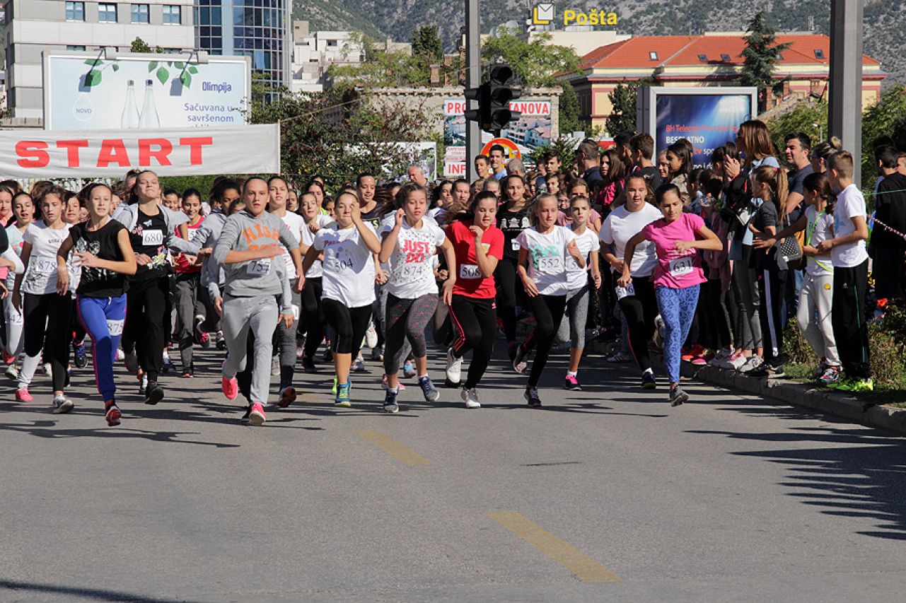 Više od tisuću mladih trčalo cross za promociju zdravlja