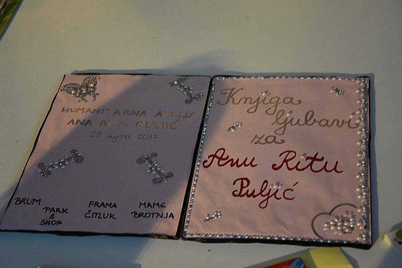 Mališani napravili knjigu ljubavi za Anu Ritu Puljić