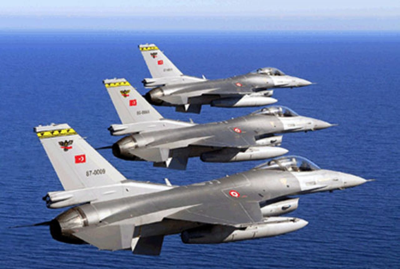 Turski avioni bombardirali više od 50 'meta' PKK-a u Iraku