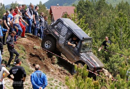 https://storage.bljesak.info/article/246015/450x310/Off-road-rally-Grand-Hercegovina3.jpg