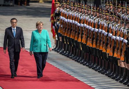 https://storage.bljesak.info/article/284823/450x310/Li-Keqiang-Angela-Merkel.jpg