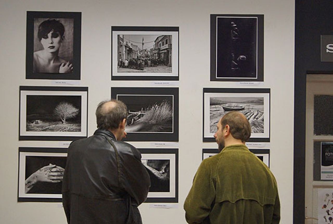 Otvorena izložba fotografija makedonskog foto kluba Elema