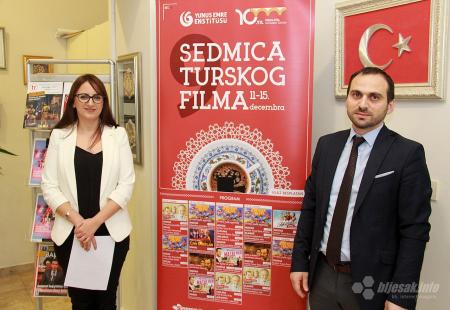 https://storage.bljesak.info/article/295022/450x310/Dilber-turski-film-2019.jpg