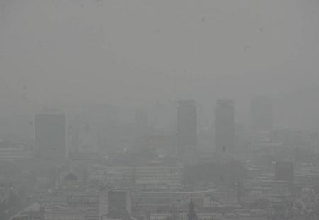 https://storage.bljesak.info/article/297373/450x310/sarajevo-smog-panorama.jpg