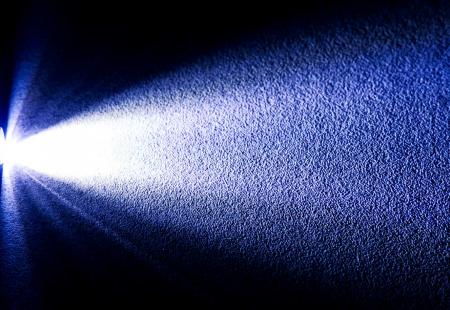 https://storage.bljesak.info/article/313968/450x310/UV-LED-lights-coronavirus-decontamination_1600.jpg