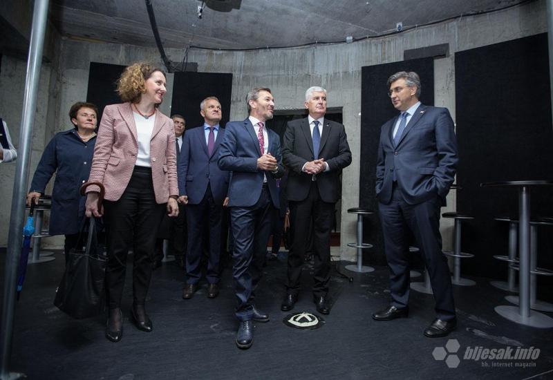 Plenkoviću predstavljeni planovi mostarskog kazališta