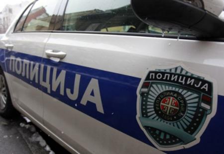 https://storage.bljesak.info/article/325826/450x310/srbija-policija-auto.jpg