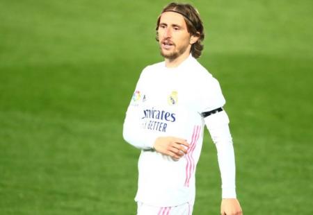 https://storage.bljesak.info/article/331389/450x310/lukamodric.jpg