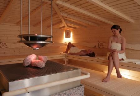 https://storage.bljesak.info/article/333105/450x310/Finska-sauna.jpg