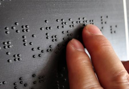 https://storage.bljesak.info/article/334788/450x310/braille.jpg