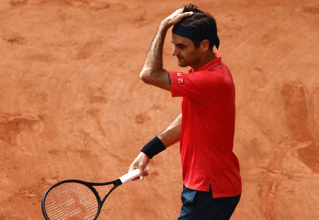 https://storage.bljesak.info/article/349885/450x310/roger-federer.gif