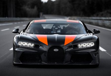 https://storage.bljesak.info/article/350558/450x310/Bugatti-Chiron.jpg
