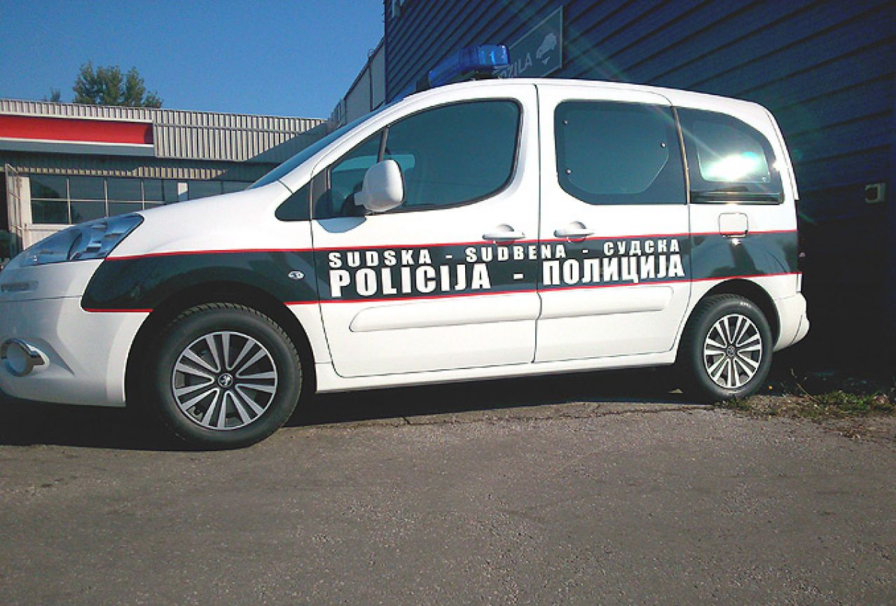 Sudska policija FBiH 'bogatija' za 8 Peugeot vozila