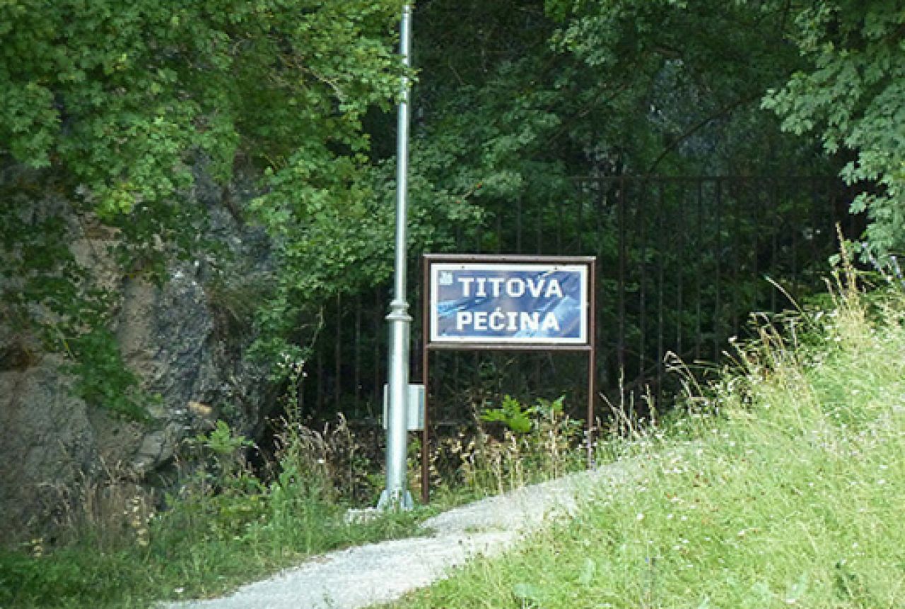 Kod Titove pećine eko rock festival 'Desant na Drvar'