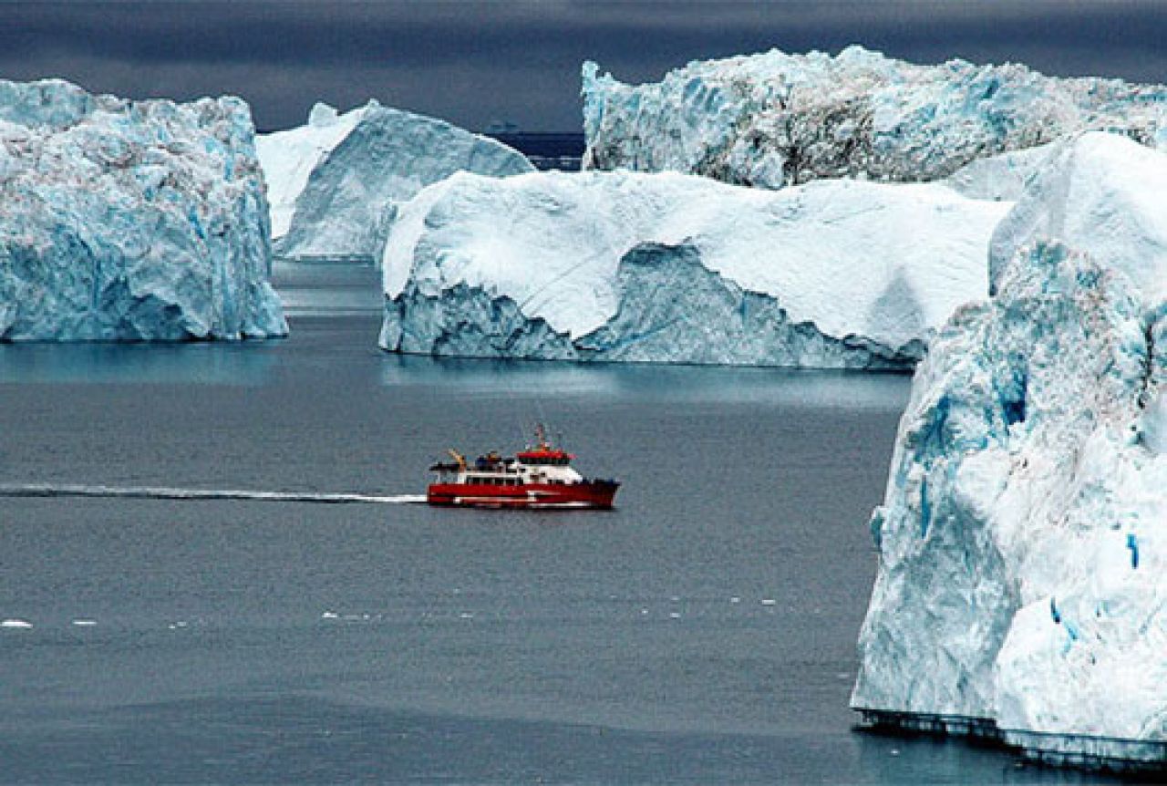 Topi se 97% ledene površine Grenlanda
