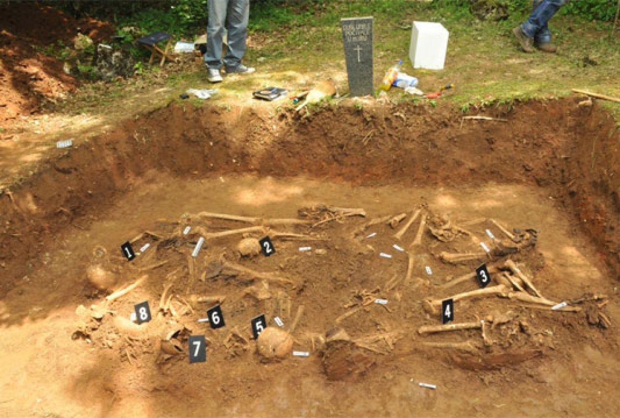 Pokop žrtava iz II. svjetskog rata i poraća