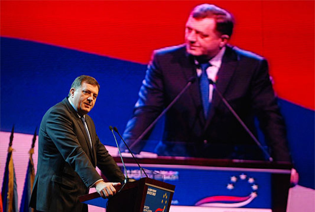 Dodik: Zbog bošnjačkih stranaka nezahvalno prognozirati dogovore stranačkih lidera