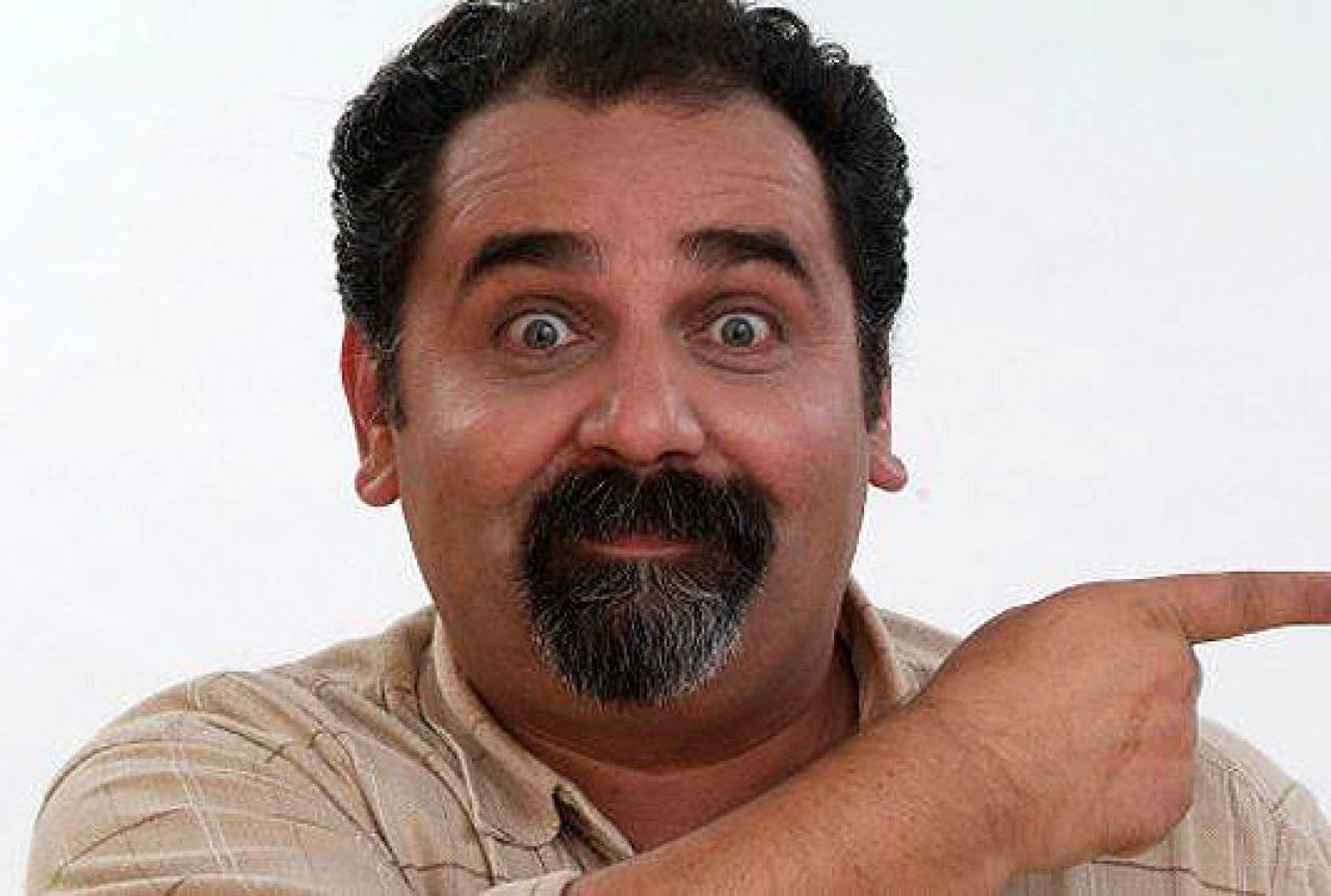 Pervanova stand-up komedija večeras u Pavarotti centru