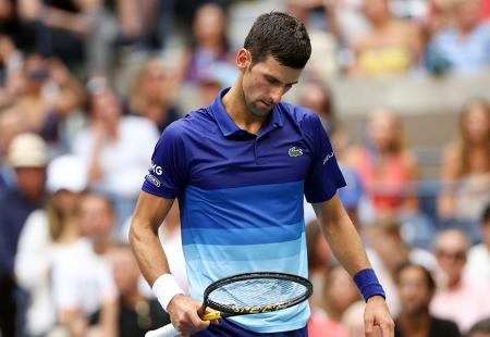 https://storage.bljesak.info/article/385965/450x310/Novak-Djokovic-dejected-at-US-Open.jpg