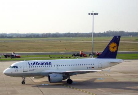https://storage.bljesak.info/article/388275/450x310/LufthansaA319.jpg
