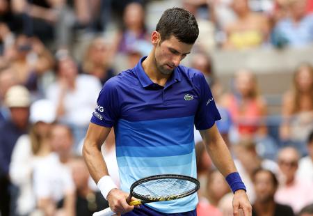 https://storage.bljesak.info/article/389049/450x310/Novak-Djokovic-dejected-at-US-Open.jpg