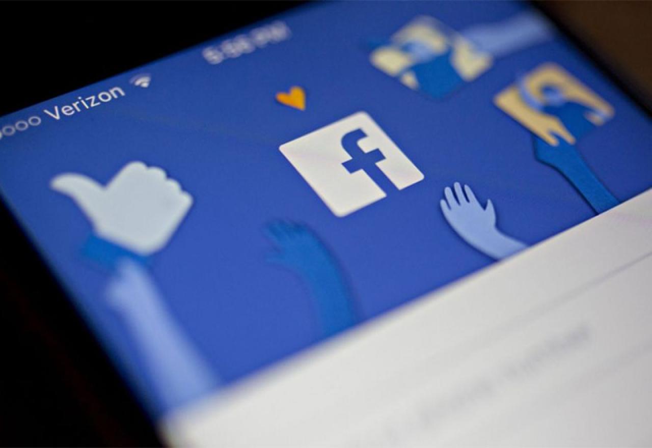 Facebook i radnike otpuša po algoritmu