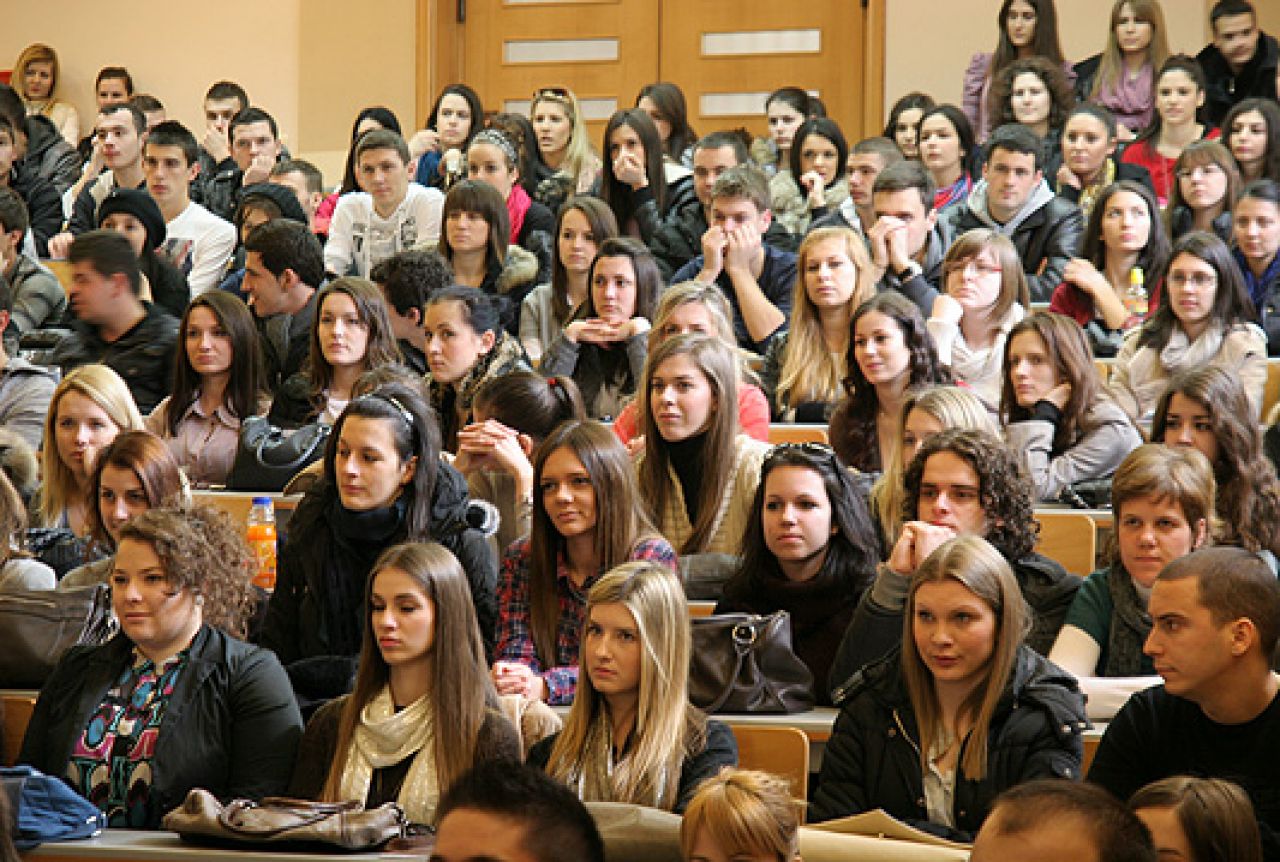 Upišite Ekonomski fakultet Sveučilišta u Mostaru 