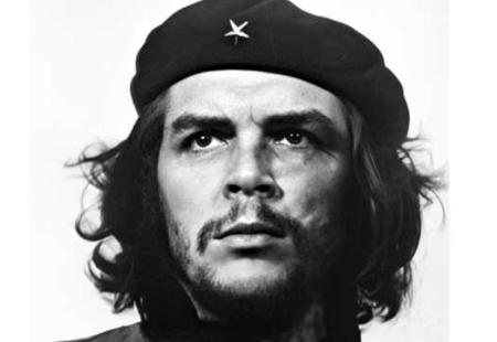 https://storage.bljesak.info/article/396143/450x310/Che_Guevara.jpg