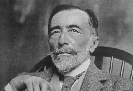 https://storage.bljesak.info/article/401683/450x310/joseph-conrad.jpg