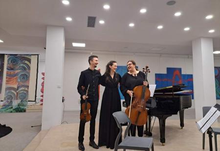 https://storage.bljesak.info/article/420332/450x310/mostarsko-proljece-koncert-trio-scherzo3.jpg
