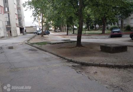 https://storage.bljesak.info/article/420723/450x310/radovi-splitska-ulica-asfalt6.jpg