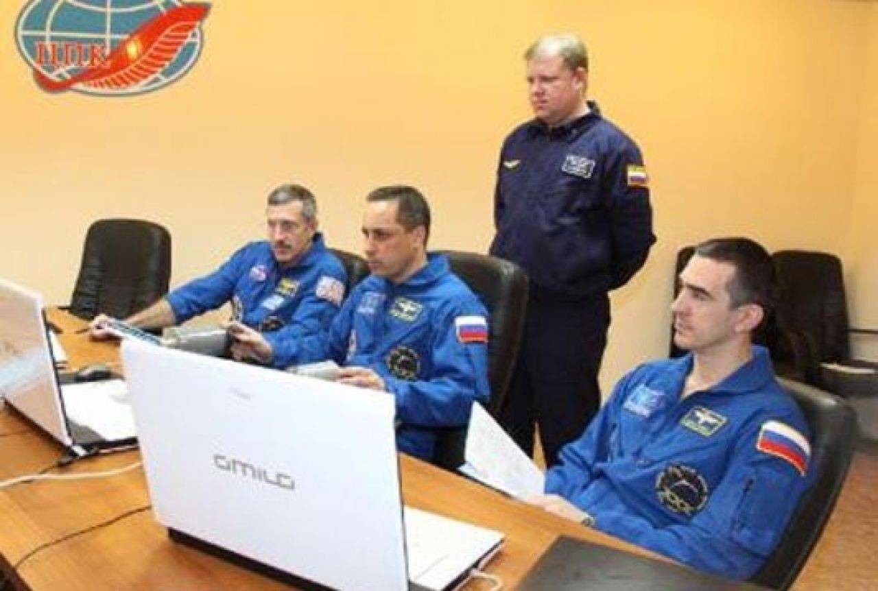 Tri astronauta s ISS-a vratila se na zemlju