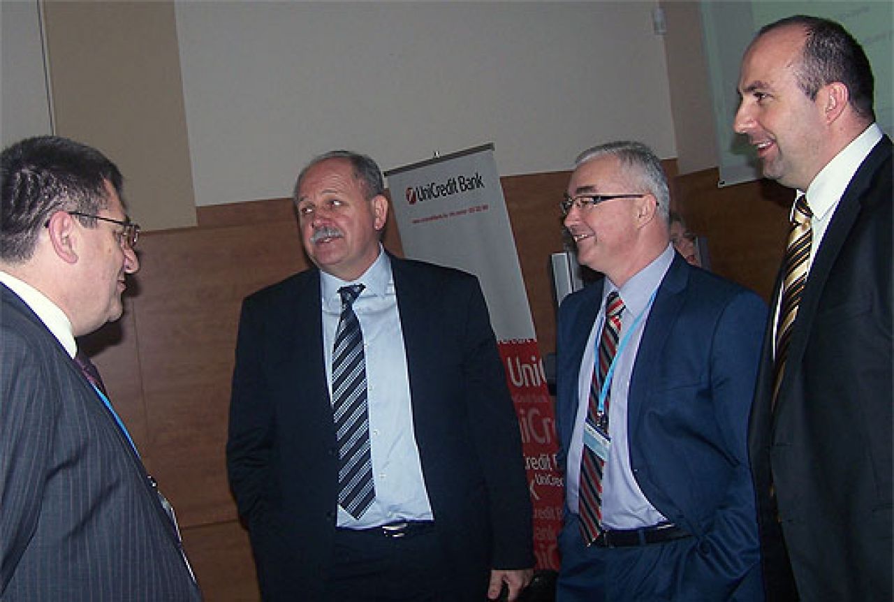 Premijer Lasić održao predavanje na Međunarodnom ekonomskom forumu