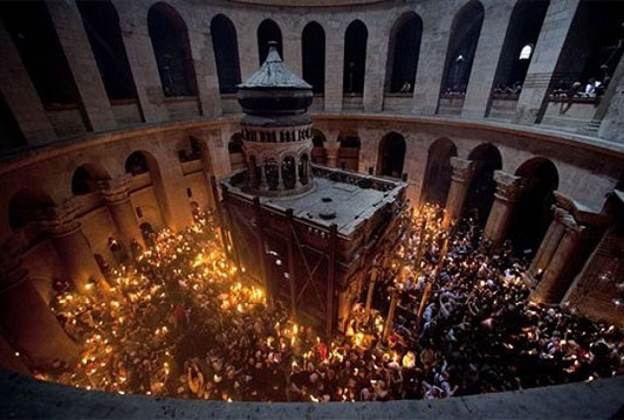 Tisuće pravoslavnih vjernika uoči Uskrsa u Jeruzalemu