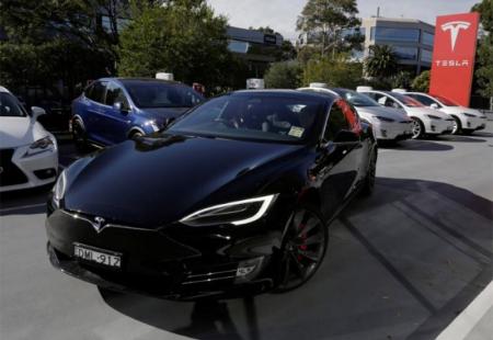Ne pokušavajte ovo kod kuće: Tesla Model S Plaid ruši rekorde na Autobahnu