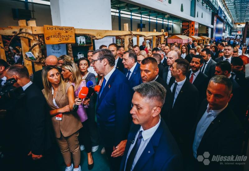 VIDEO | Razgovor Dodika i Vučića na mostarskom sajmu: "Vidi ti one krave..."