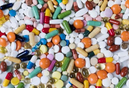 Pritvoren 27-godišnjak s 300.000 tableta iz kojih se može dobiti droga
