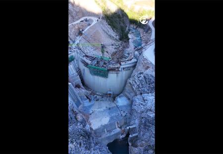 Ekološke bombe na Neretvi - "Vlasti su Neretvu pustile niz vodu, ali mi nećemo"