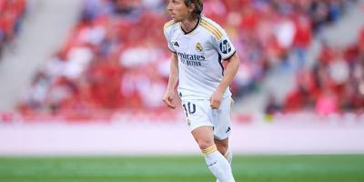 Van Nisterlrooy: Modrić treba završiti karijeru u Realu