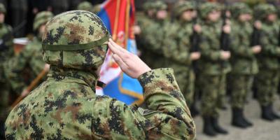 Neugodna iznenađenja: Pozivnice na vratima vojnih obveznika u Srbiji