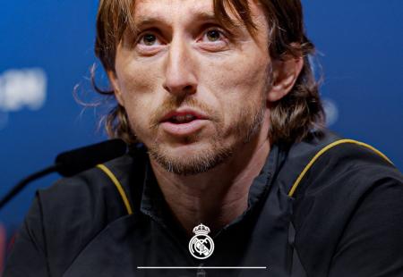 https://storage.bljesak.info/article/456254/450x310/luka-modric-real-madrid.jpg