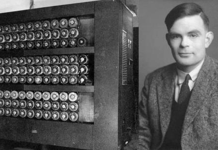 https://storage.bljesak.info/article/456886/450x310/alan-turing-and-turing-machine.jpg