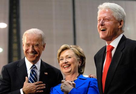 https://storage.bljesak.info/article/461448/450x310/joe-biden-clintonovi.jpg