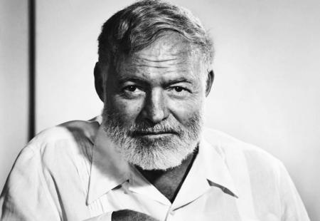 https://storage.bljesak.info/article/461451/450x310/ernest-hemingway.jpg