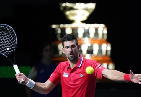 https://storage.bljesak.info/article/461750/450x310/djokovic.jpg