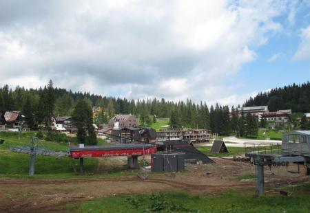 https://storage.bljesak.info/article/462295/450x310/Jahorina.ljeto.jpg