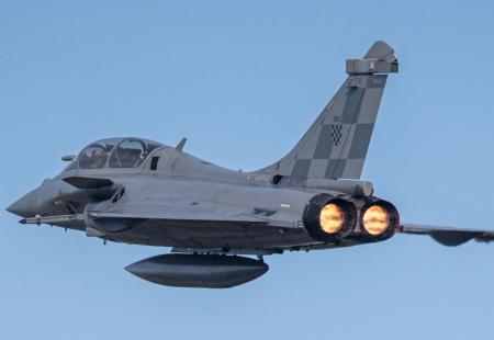 https://storage.bljesak.info/article/462381/450x310/hrvatski-rafale.jpg