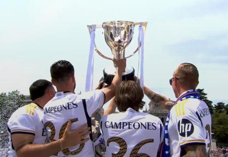 https://storage.bljesak.info/article/464056/450x310/campeones-real.jpg