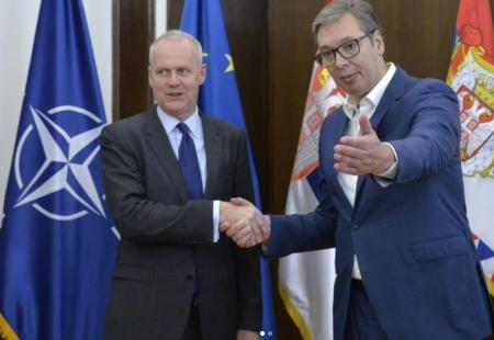 https://storage.bljesak.info/article/464396/450x310/vucic-nato.jpg